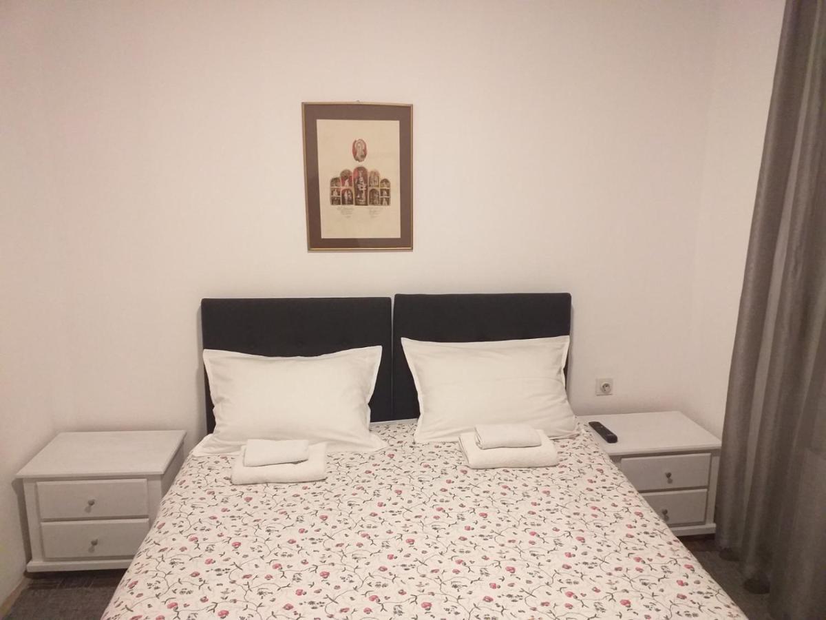 Zeravica Rooms B&B Сремски-Карловци Экстерьер фото